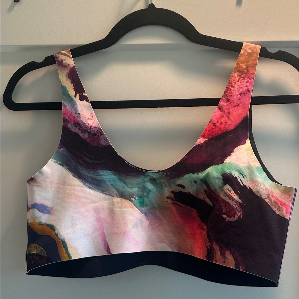 Knix Seamless Bra. Size Large. Light Removeable Padding. Luxe Lift Pullover. - Picture 2 of 7